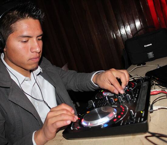 DJ LUIS hyo