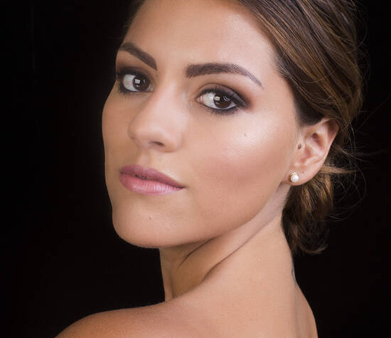 Micaela Sifuentes  Makeup Artist