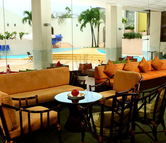 Dorado Plaza Hotel